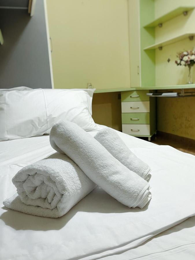 Sunkissed Centre Apartment Vlorë 외부 사진