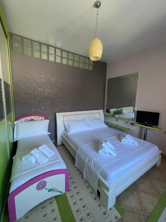 Sunkissed Centre Apartment Vlorë 외부 사진